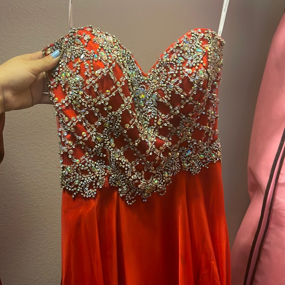 Red prom dress